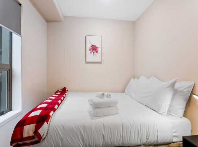 アップタウン トゥー ベッドルーム アパートメント ウィズ ザ エッセンシャルズ