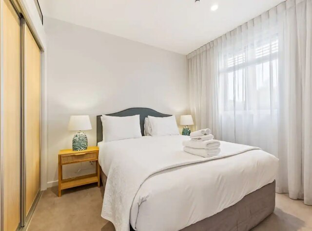 コンビニエント モダン 2 ベッドルーム ユニット ウィズ フリー パーキング