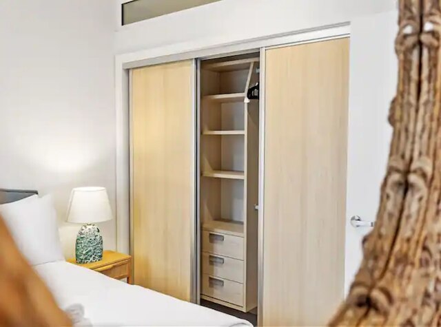 コンビニエント モダン 2 ベッドルーム ユニット ウィズ フリー パーキング