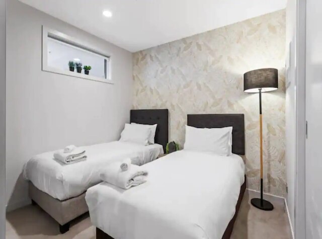 スタニング 2ベッドルーム ウィズ ビューズ ニア スカイタワー - ゾディアック ステイズ