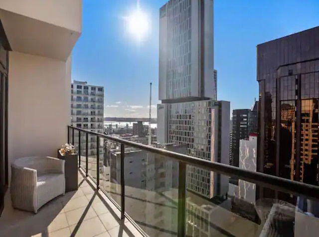 ペントハウス ソフィスティケーション オン クイーン ストリート