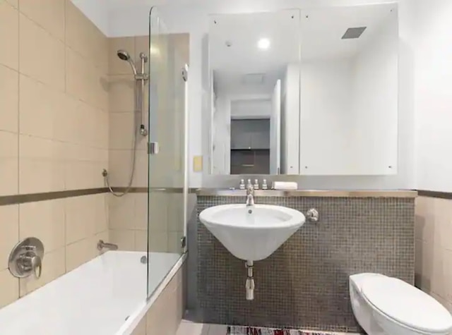 スタニング スペーシャス スタジオ イン ヴィアダクト ベシン