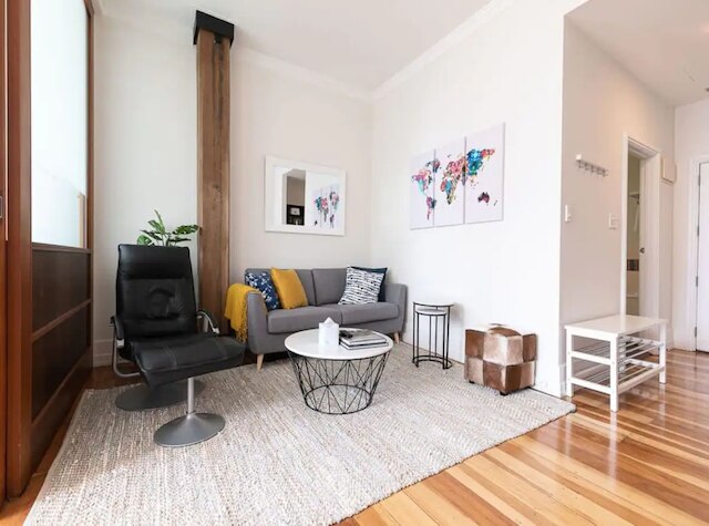 スペーシャス ワン ベッドルーム ウィズ プール アンド ジム !