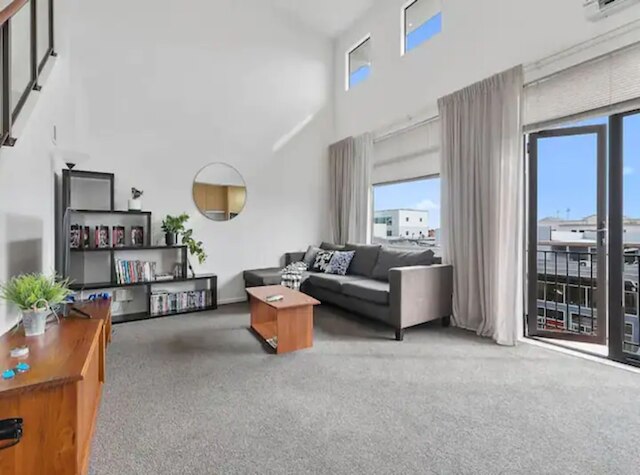 ルーミー ロフト 2ベッドルーム ウィズ フリー パーキング ゾディアック ステイズ