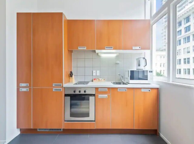 ライブリー アンド スタニング セントラル アパートメント by ゾディアック ステイズ