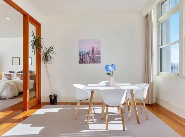 ビューティフル アンド スペーシャス 1ベッドルーム イン CBD by ゾディアック ステイズ