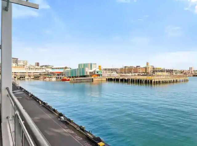 リラクシング シー ワーフ ビュー アパートメント by ゾディアック ステイズ