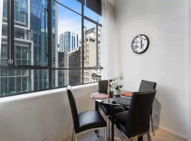 コージー & コンフィー スタジオ オン クイーン ストリート by Zodiak Stays