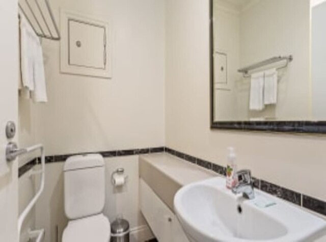 スーパーキング ベッド イン スタイリッシュ アパートメント I Zodiak Stays