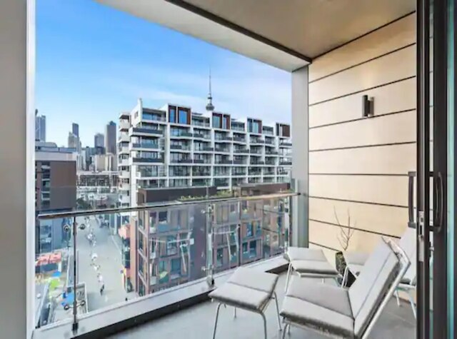 モダン スタジオ イン ウィニヤード クォーター by Zodiak Stays