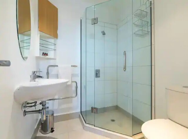 ラブリー アパートメント - ジム & パーキング by Zodiak Stays