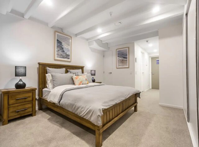 コンド イン クイーン ストリート CBD ウィズ プール アンド ジム Zodiak Stays