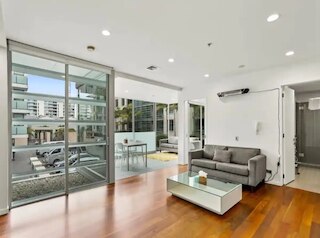 ヴィアダクト ハーバー ビューティー - フリー  WiFi ジム アンド プール