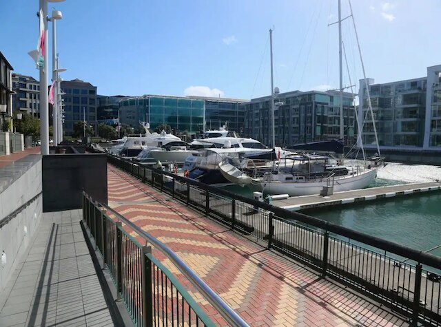 ワンベッドルーム ロフト イン ビアダクト バイ ゾディアック ステイズ