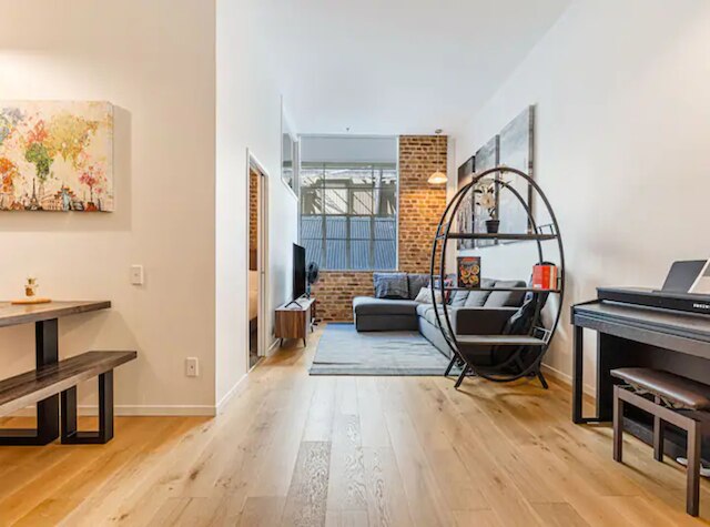 スタイリッシュ シティ パッド ニア スカイ タワー !