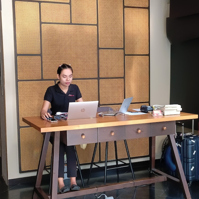 ウノ エクスプレス