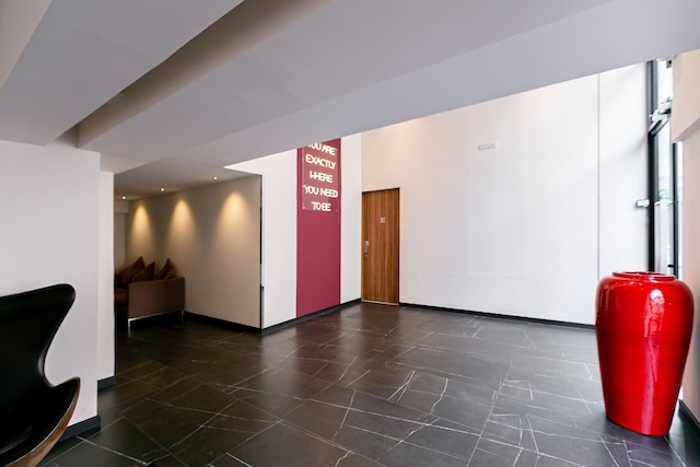 ウノ エクスプレス