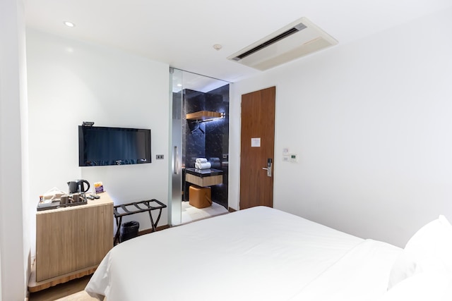 ウノ エクスプレス