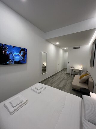 CH タネズ カロリナ