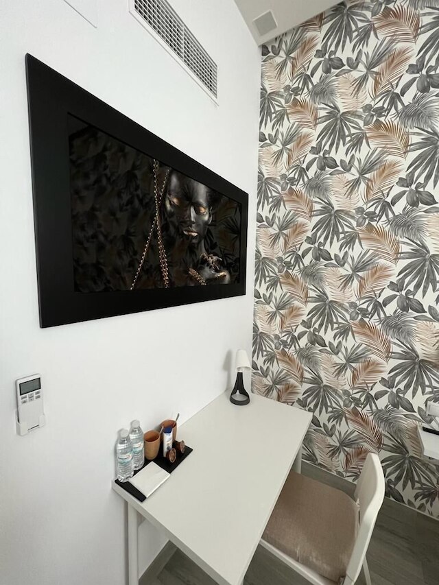 CH タネズ カロリナ