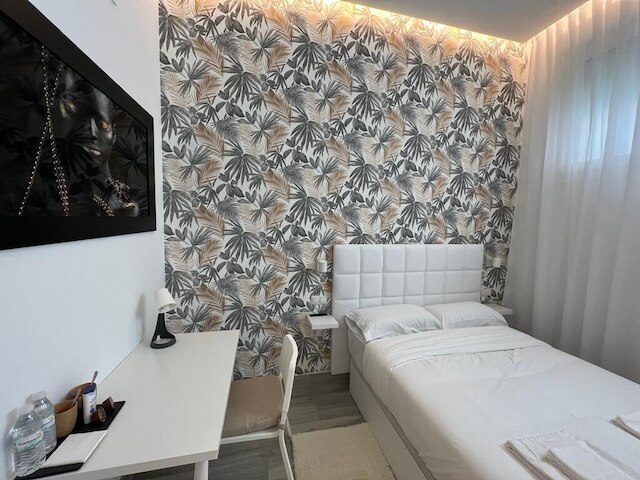 CH タネズ カロリナ