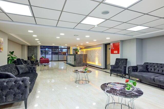 ザ・ボールドホテル