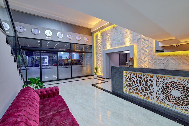 ザ・ボールドホテル