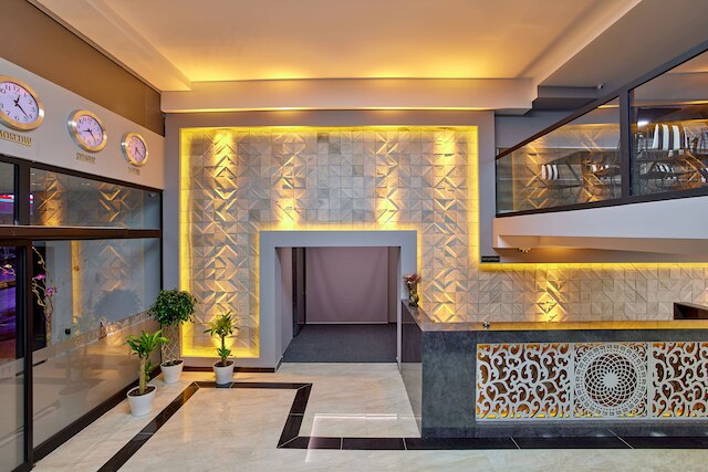 ザ・ボールドホテル