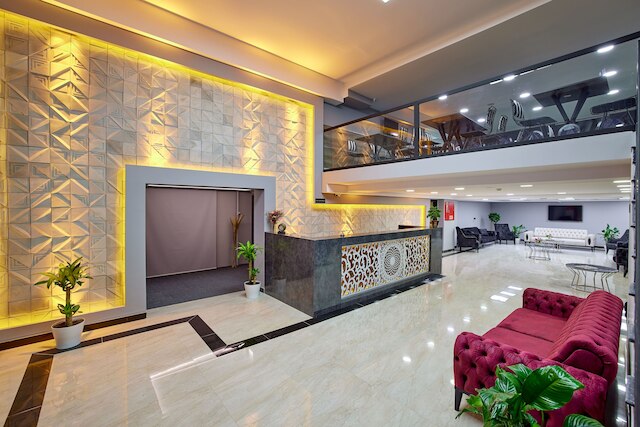 ザ・ボールドホテル