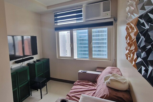 デュシ タニ ライク サン アントニオ マカティ 1 ベッドルーム