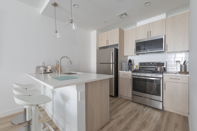 スタイリッシュ 3 ベッドルーム リトリート W プライベート デッキ ニア NYC