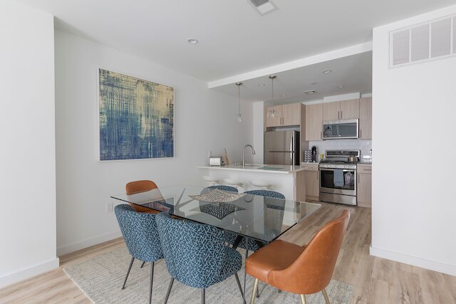 ラビッシュ 3 ベッドルー リトリート W プライベート ルーフトップ デッキ ニア NYC