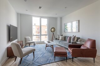 サン  ドレンチェド 3 ベッドルーム ロフト ウィズ アウトドア スペース ニア NYC