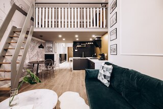 ネイティブアパートメンツ パウリンスカ20