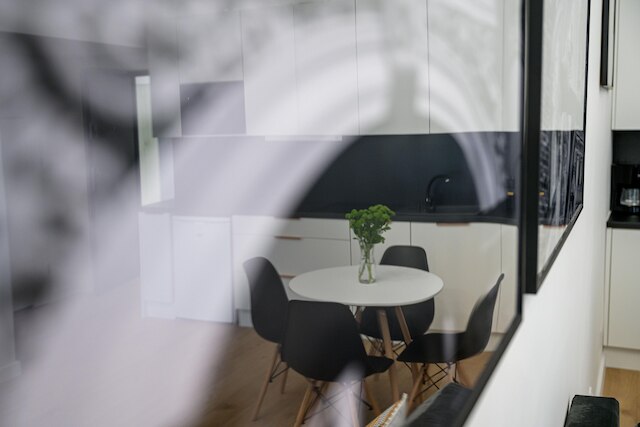 ネイティブアパートメンツパウリンスカ20デラックス