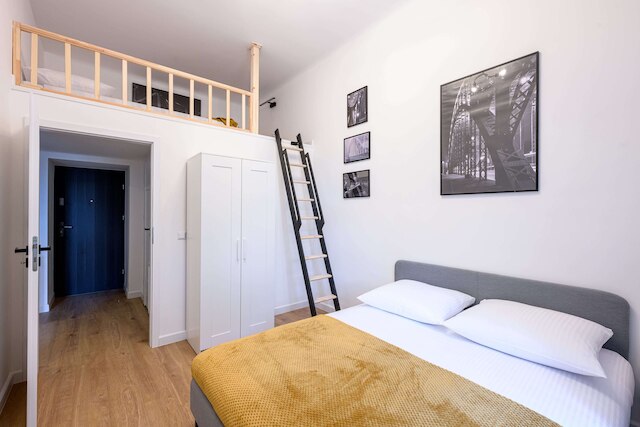 ネイティブアパートメンツパウリンスカ20デラックス