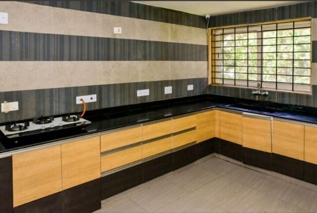 スーリヤキランミラマール