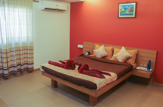 スーリヤキランミラマール