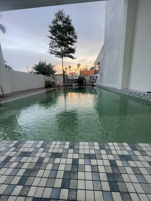 ムーン・ハウス・ヴィラ