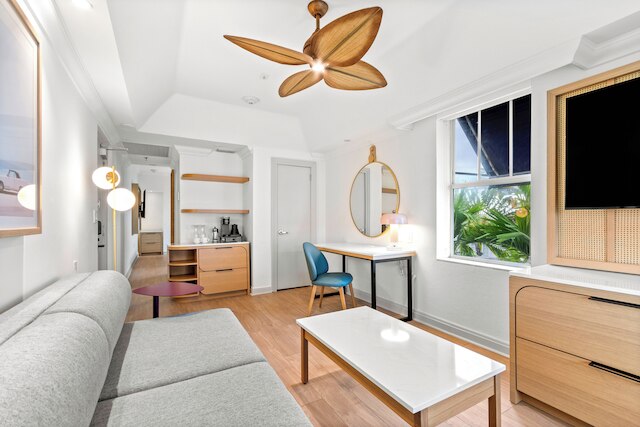 アロハ フライデイズ