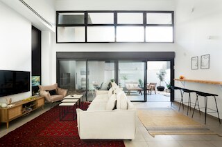 コージー2BDRウィズパーキング