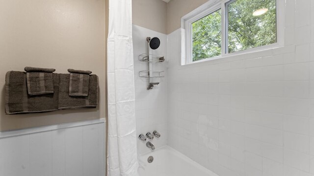 エフィシャンシー スタジオ クロース トゥ ダウンタウン アンド ドメイン