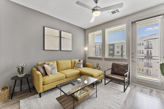 エレガント 1 ベッドルーム キング スイート クロース トゥ DT W ファスト WiFi