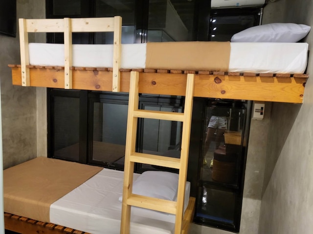 ハローステイホステル