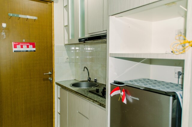 ホーミー アンド ウォーム スタジオ ルーム アット ティフォリア  アパートメント