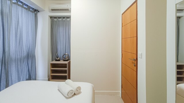 コンフォータブル アンド タィディ ベッBRム アット ヴィダ ビュー  アパートメント