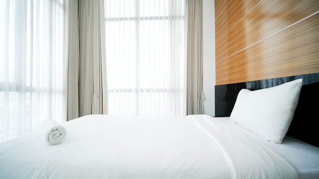 スペーシャス 3 ベッドルーム アパートメント  コネクティッド トゥ シト モール アット アルヤドゥータ  レジデンス  スラバヤ