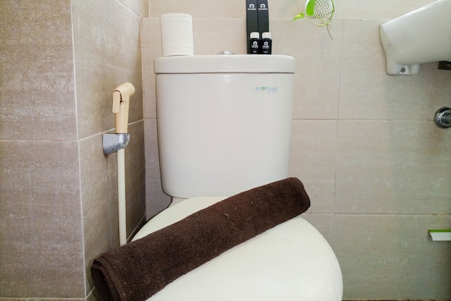 グッド ディール スタジオ アパートメント アット スチューデント キャッスル ジョグジャカルタ