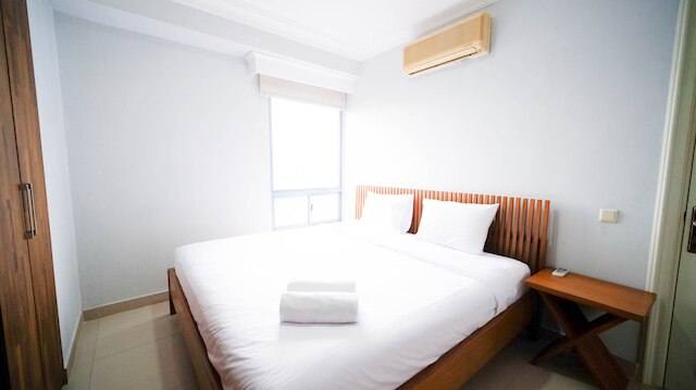 ホーミー2 2ッドー ウィズ エクストラ ルーム アット タマン ビバリー  アパートメント