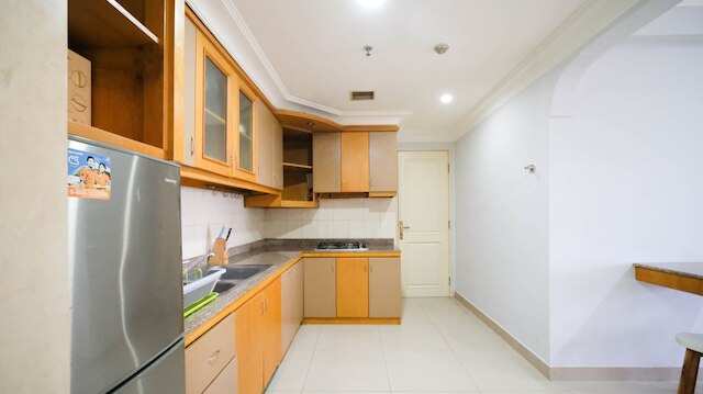 ホーミー2 2ッドー ウィズ エクストラ ルーム アット タマン ビバリー  アパートメント